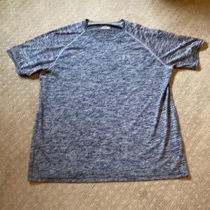 Under Armour men’s shirt